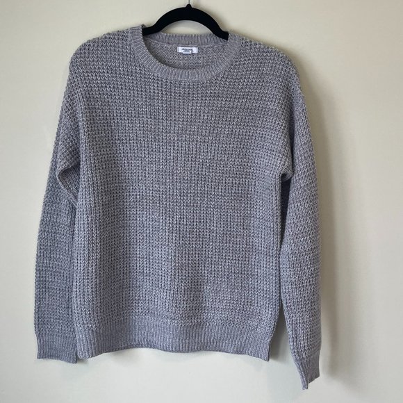 Ardene Grey Sweater - Picture 1 of 3